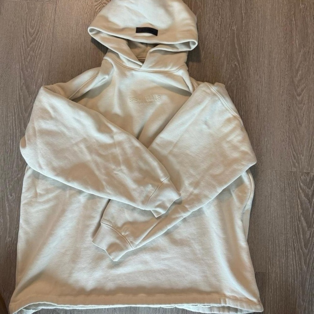 Fear of God Essentials Cream / Off-White Hoodie